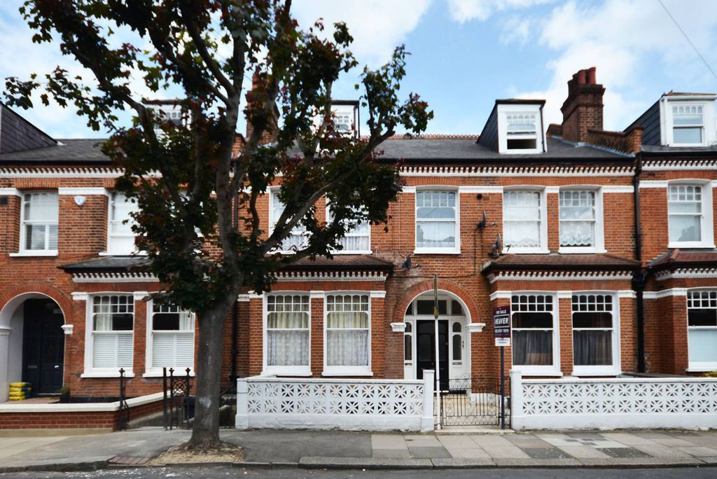 Property photo 1 of 5