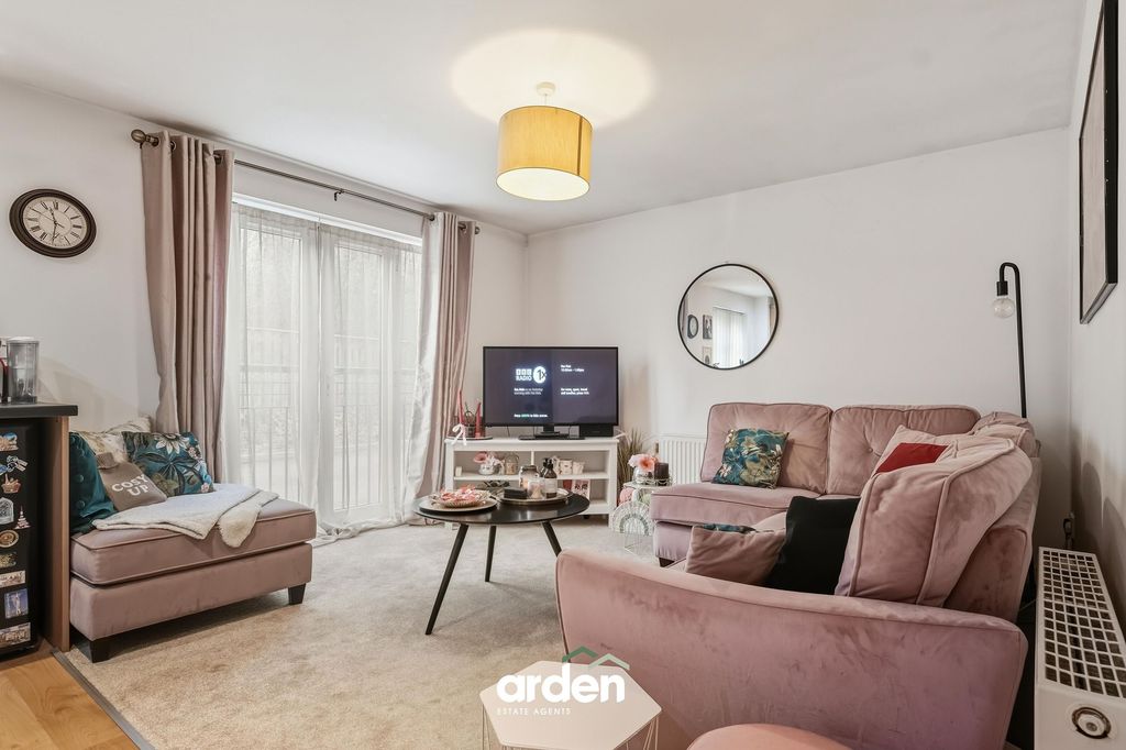 Property photo 3 of 9