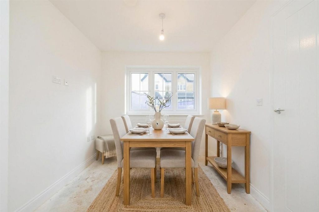 Property photo 3 of 8 Da7A4896-2577-4ee8-9B88-7F9E0E16A149.Jpeg