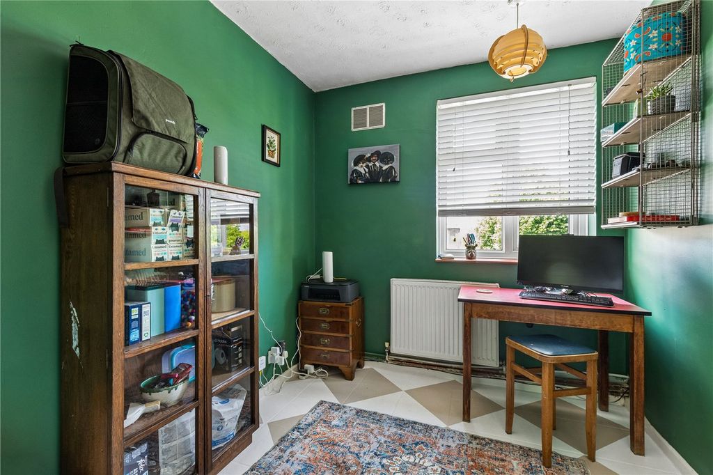 Property photo 2 of 11 Picture No. 22