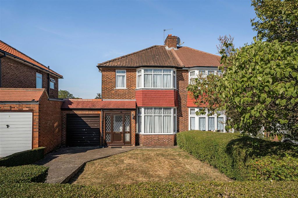 Property photo 1 of 16 3_89809.Jpg