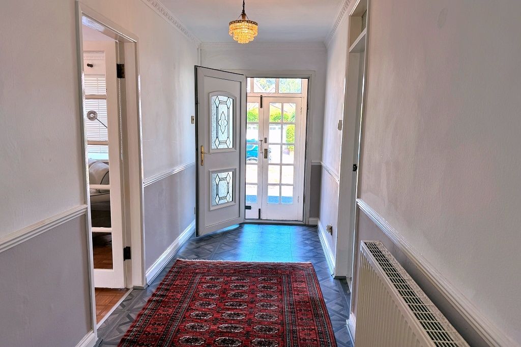 Property photo 3 of 13 Gallery