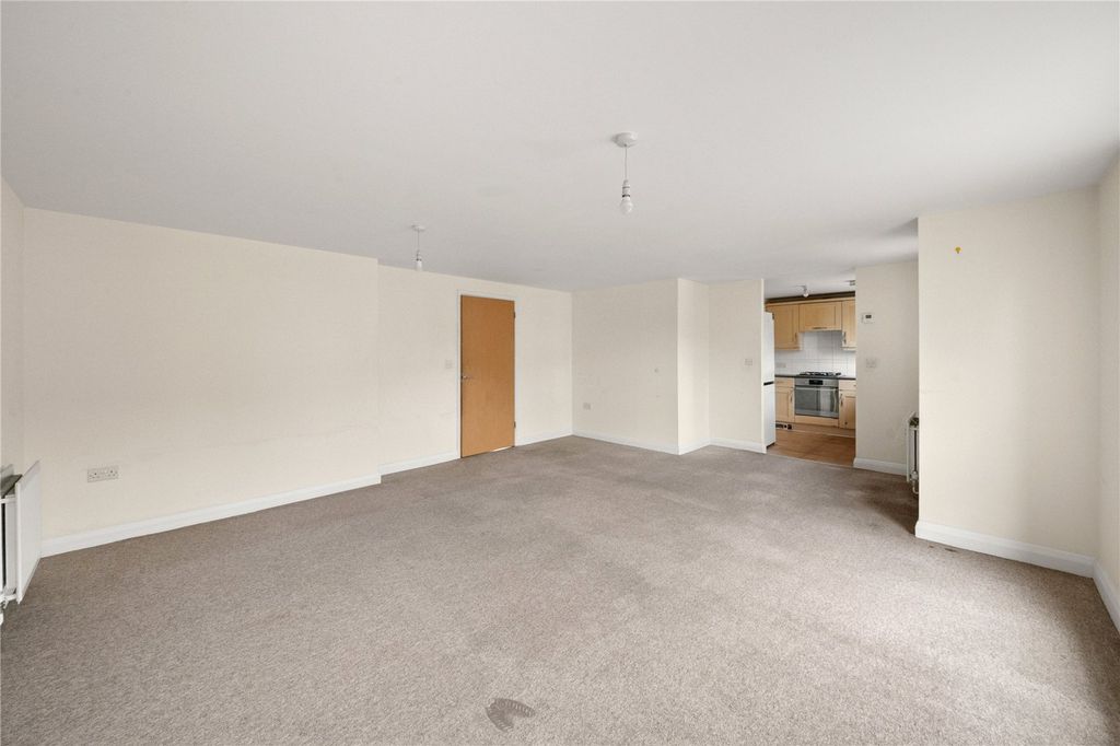 Property photo 3 of 12 Living Room