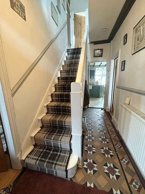 Property photo 2 of 34