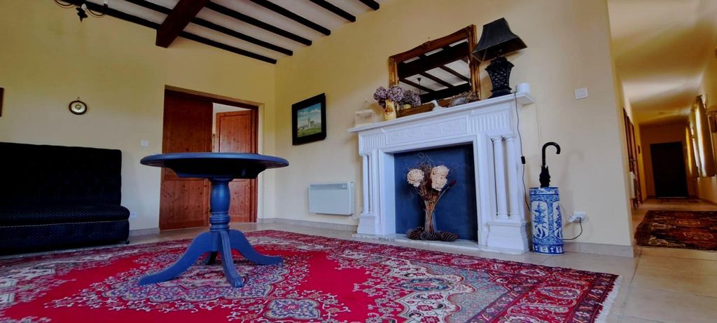 Property photo 3 of 50