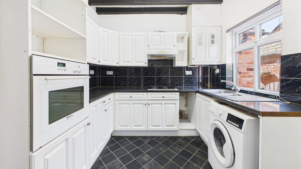 Property photo 3 of 17 4262544