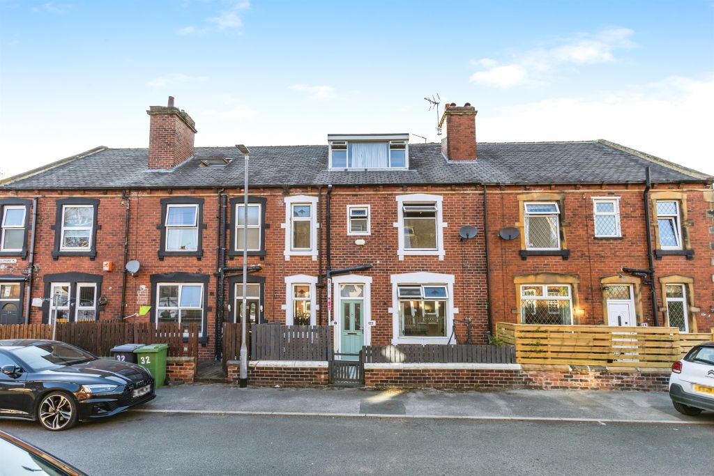 Property photo 1 of 17