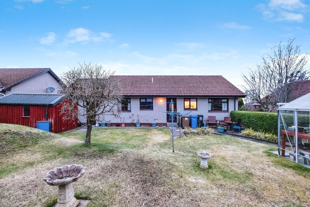 Property photo 2 of 19 Photo #2