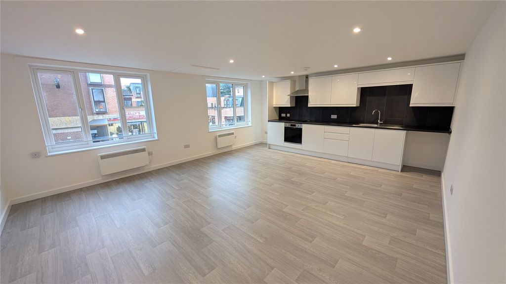 Property photo 3 of 6 Picture No. 03