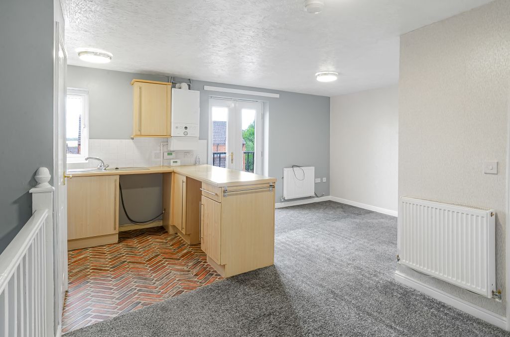 Property photo 2 of 12 Advert-35