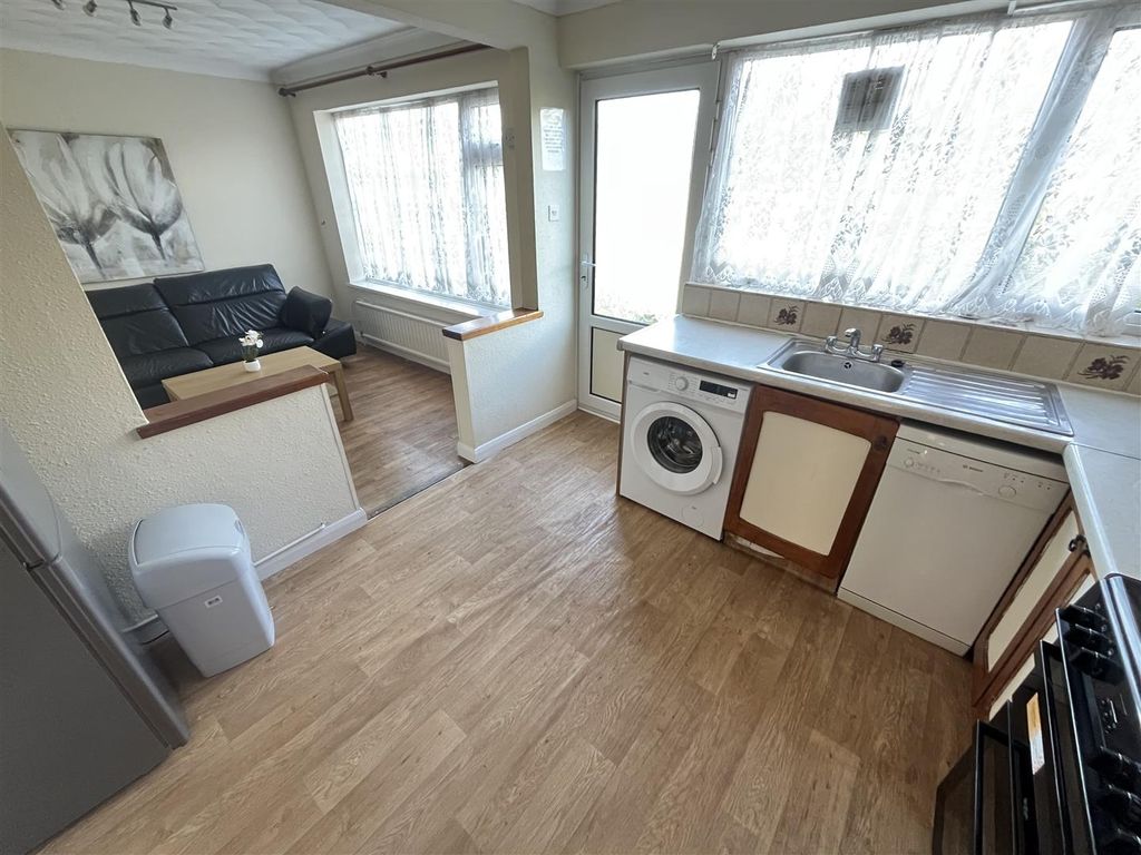 Property photo 3 of 9 Img_3991.Jpg