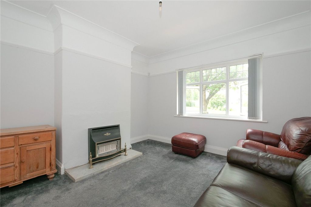 Property photo 2 of 15 Picture No. 01
