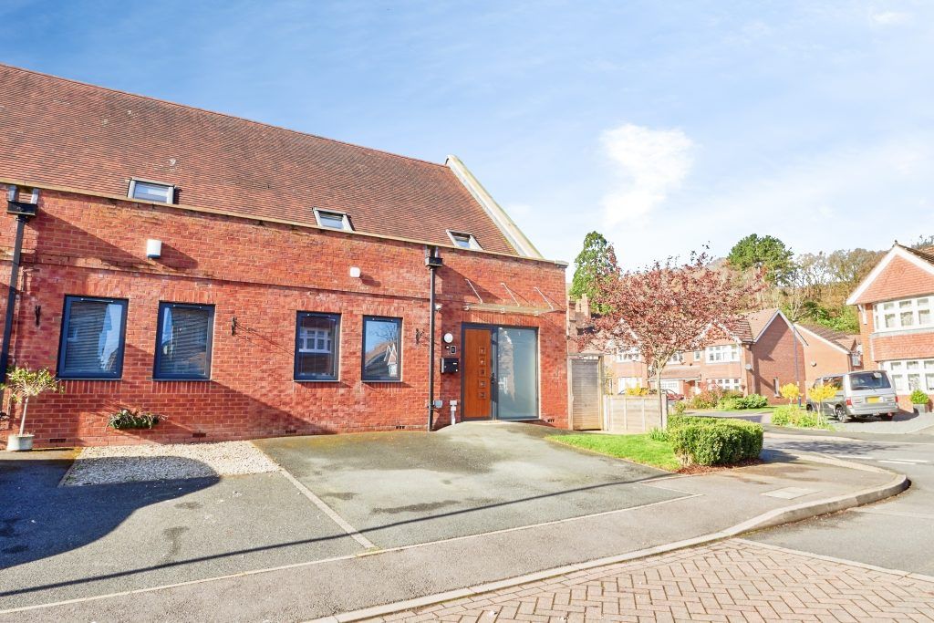 Property photo 1 of 25