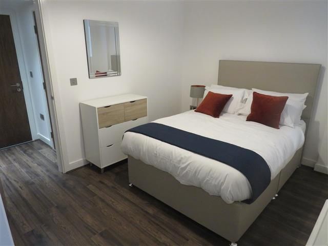 Property photo 1 of 8 Bedroom