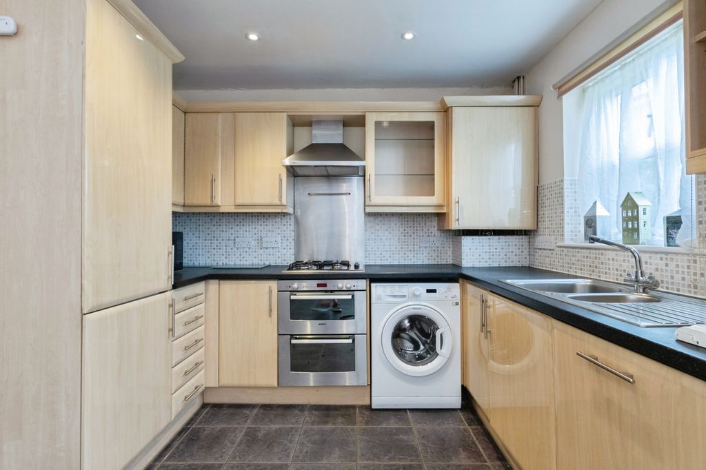 Property photo 2 of 12 Pbox-Img.Jpg