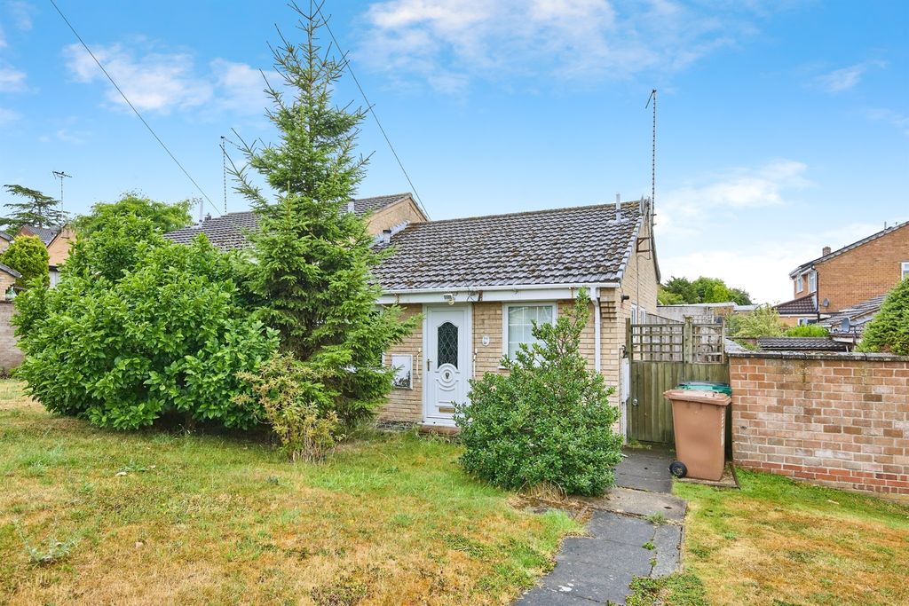 Property photo 2 of 17