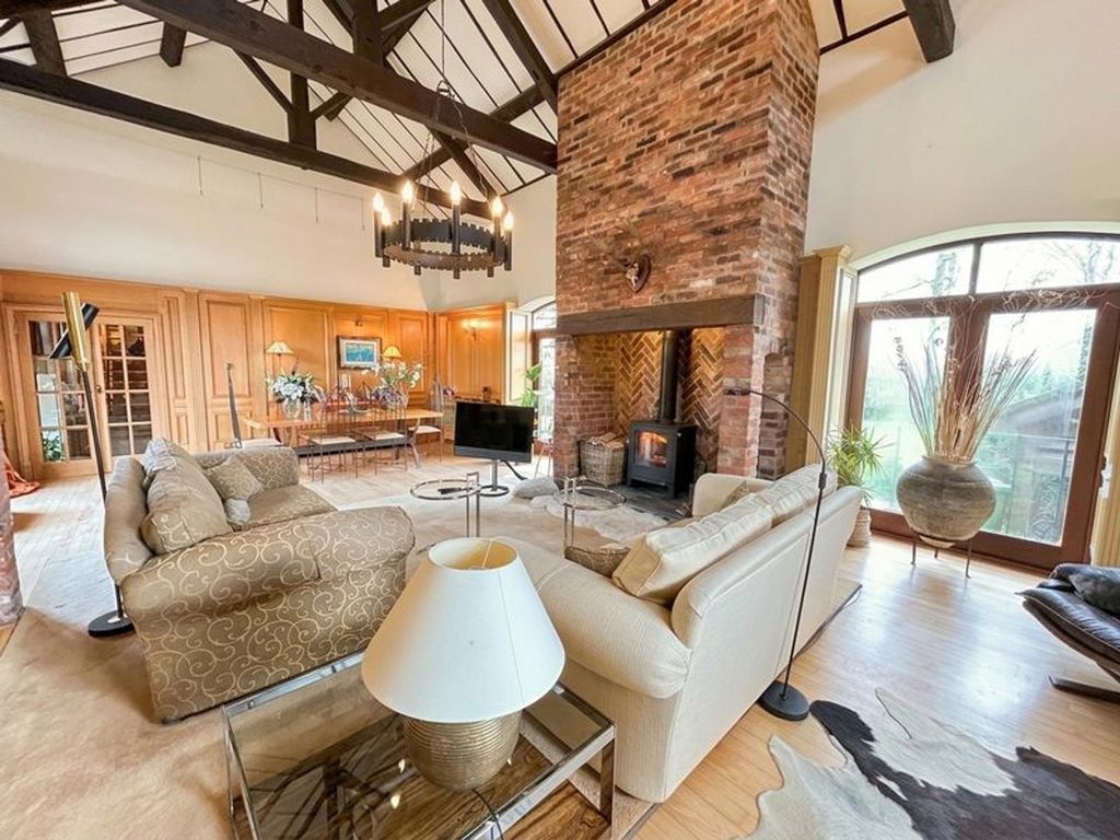 Property photo 3 of 22