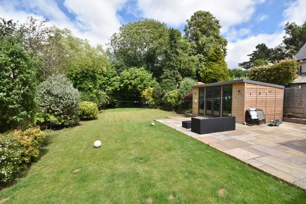 Property photo 2 of 25