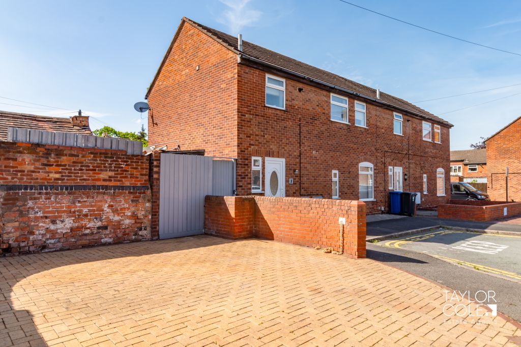 Property photo 1 of 31