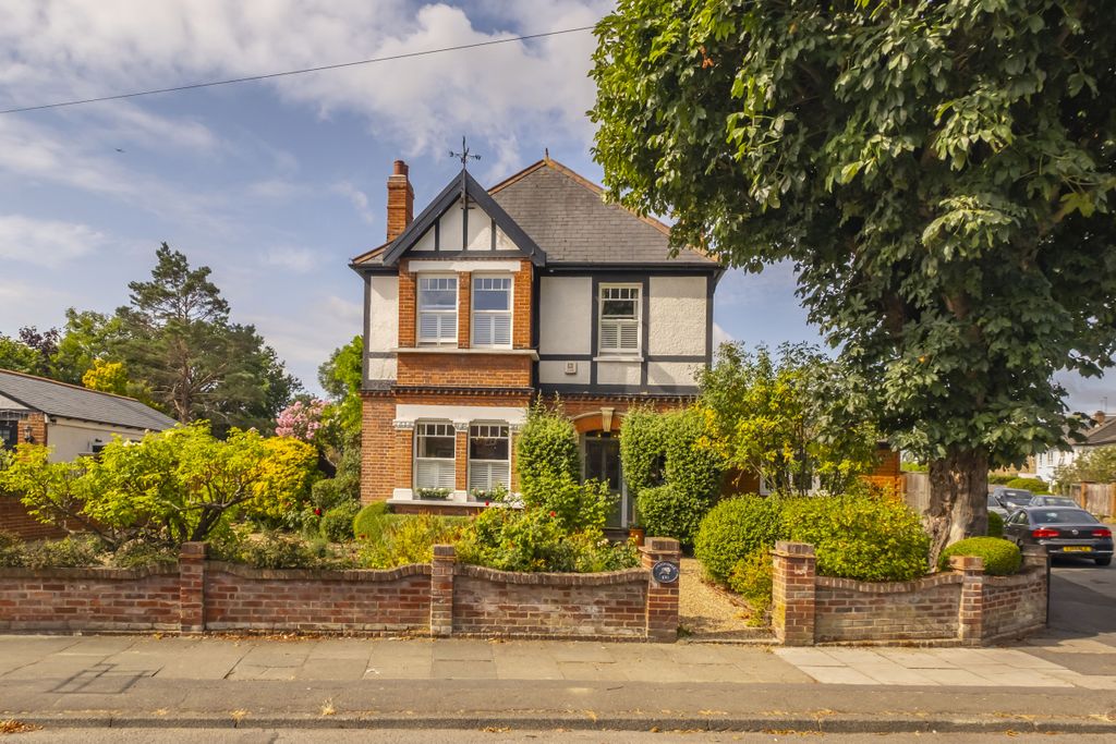 Property photo 1 of 16