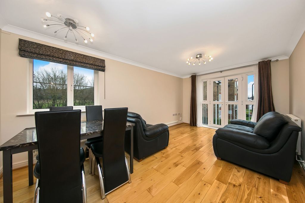 Property photo 1 of 12 Reception