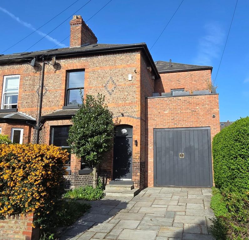 Property photo 1 of 52