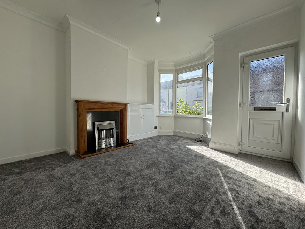 Property photo 1 of 13 Image