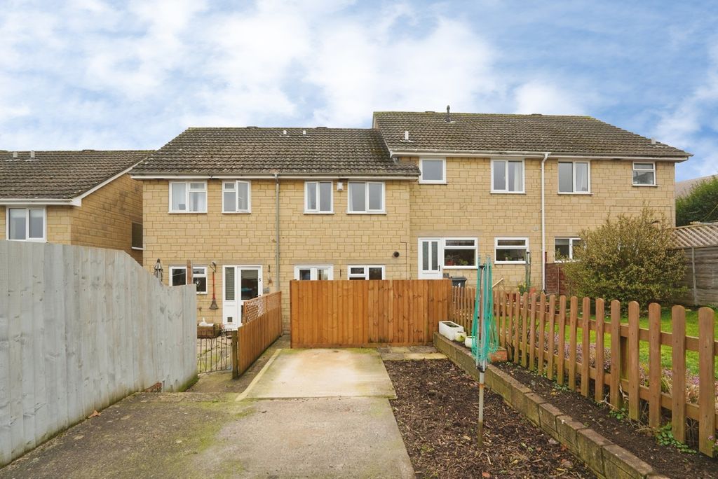 Property photo 2 of 12 Pbox-Img.Jpg