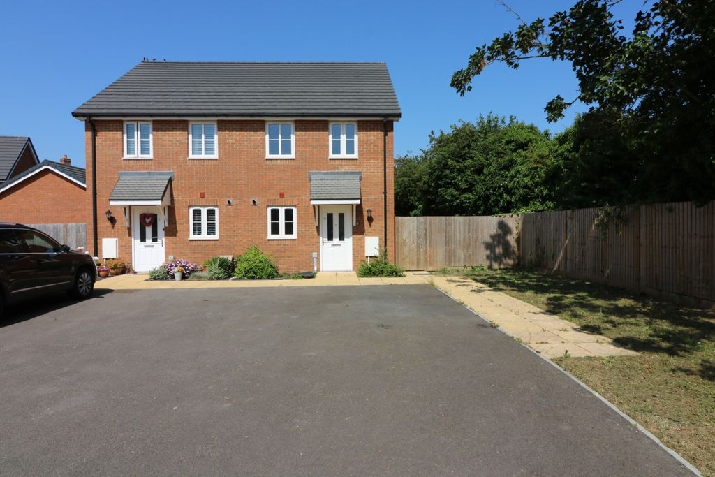 Property photo 3 of 18 Img_0651