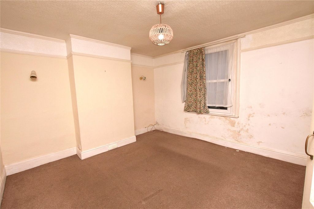 Property photo 2 of 11 Picture No. 22