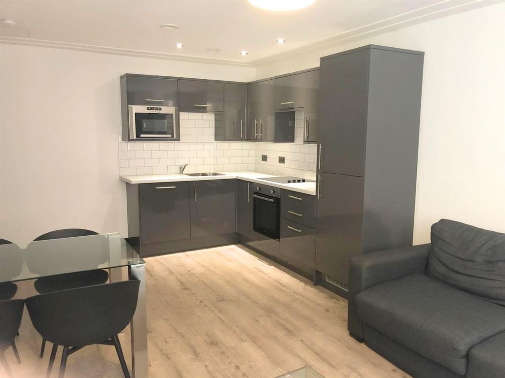 Property photo 2 of 5