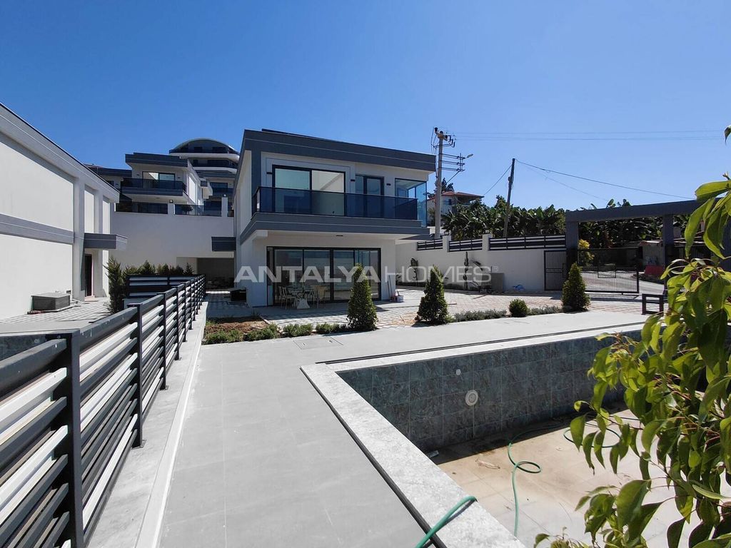 Property photo 3 of 26