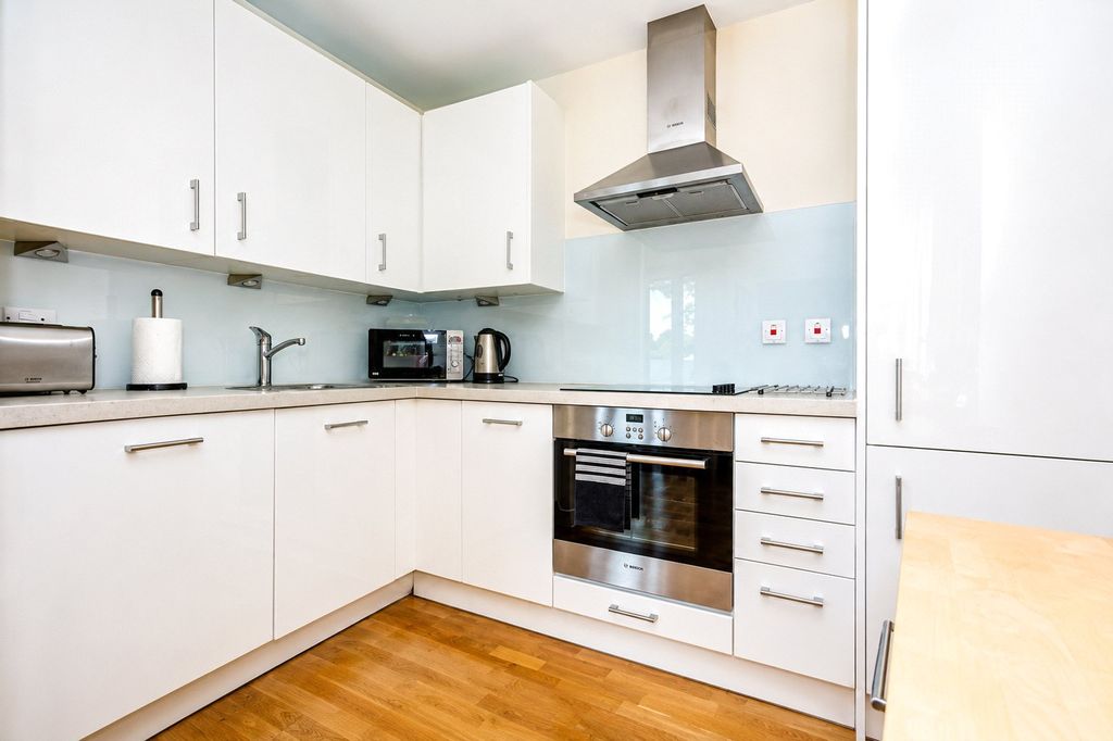 Property photo 3 of 15 Kitchen