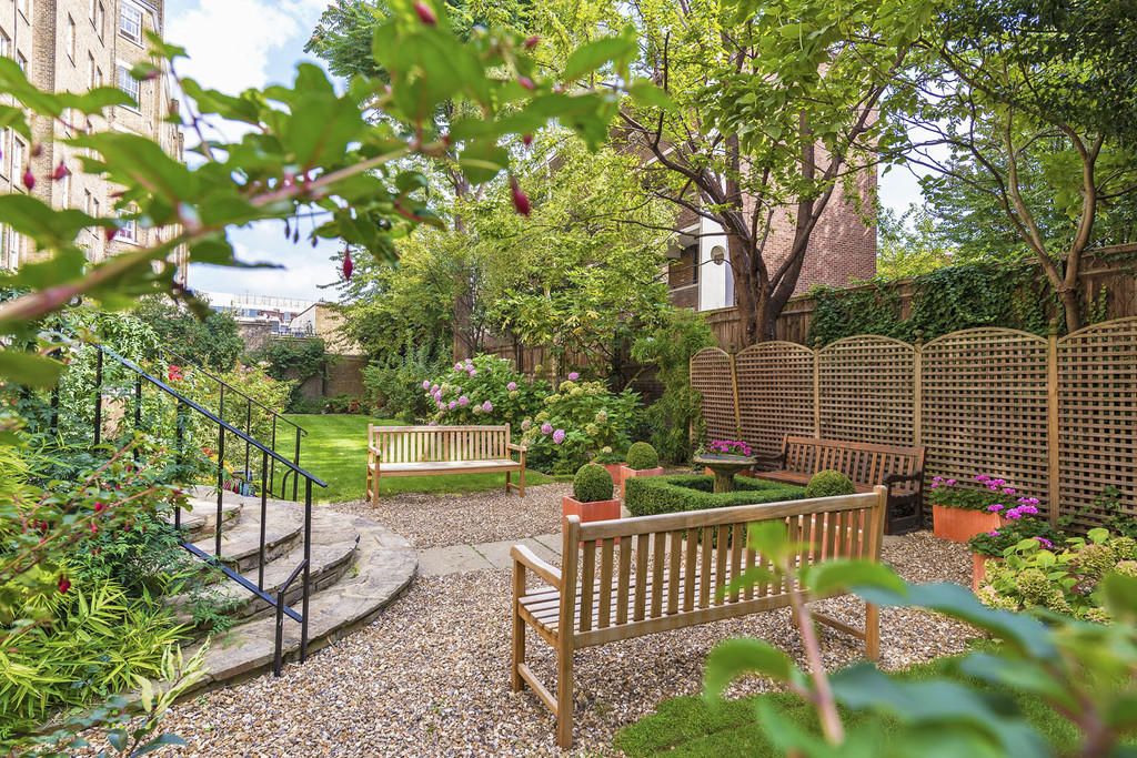 Property photo 2 of 8 Gallery