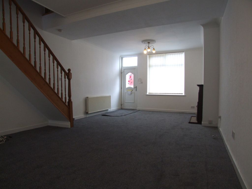 Property photo 3 of 12 Photo 3