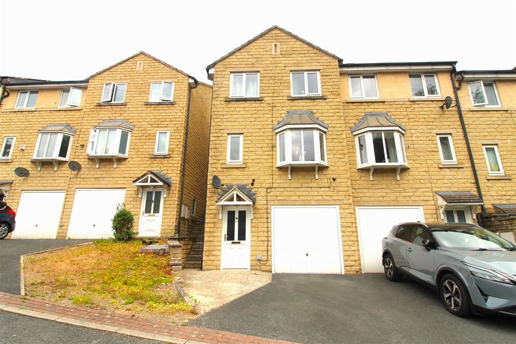 Property photo 1 of 20 Front Apect