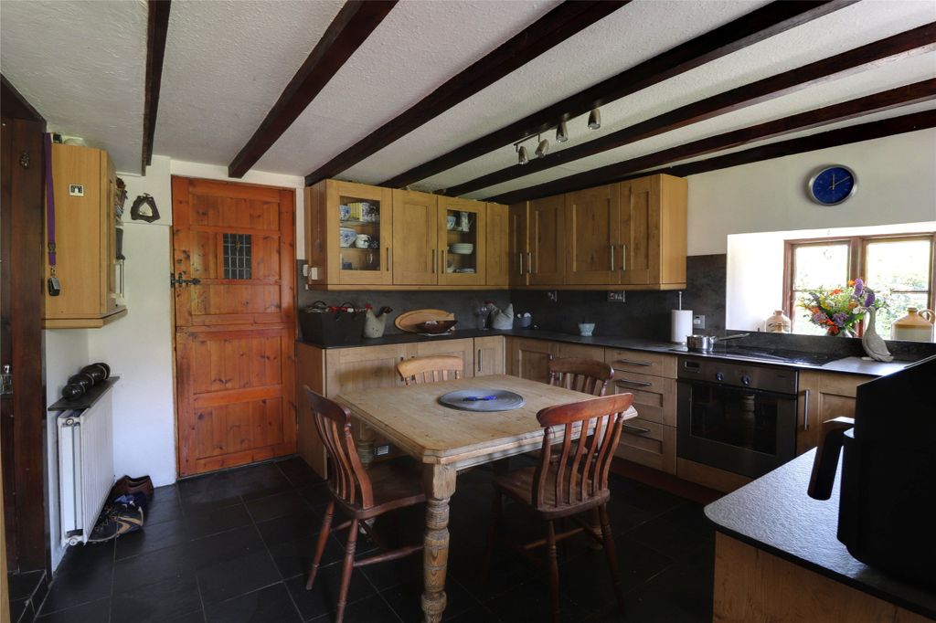 Property photo 3 of 19 3 - Picture No. 07