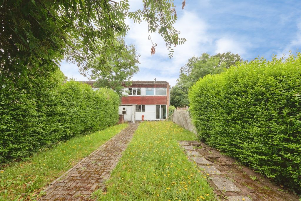 Property photo 2 of 21