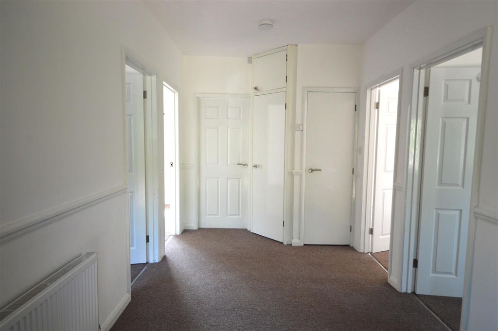 Property photo 2 of 12 Hall.Jpg