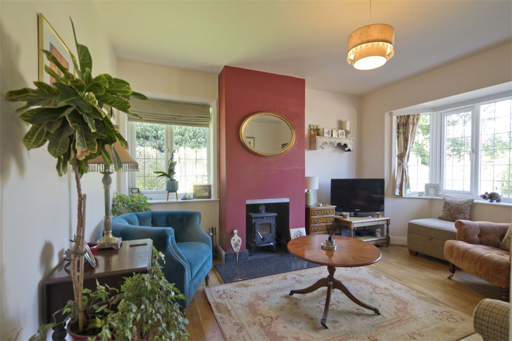 Property photo 2 of 18