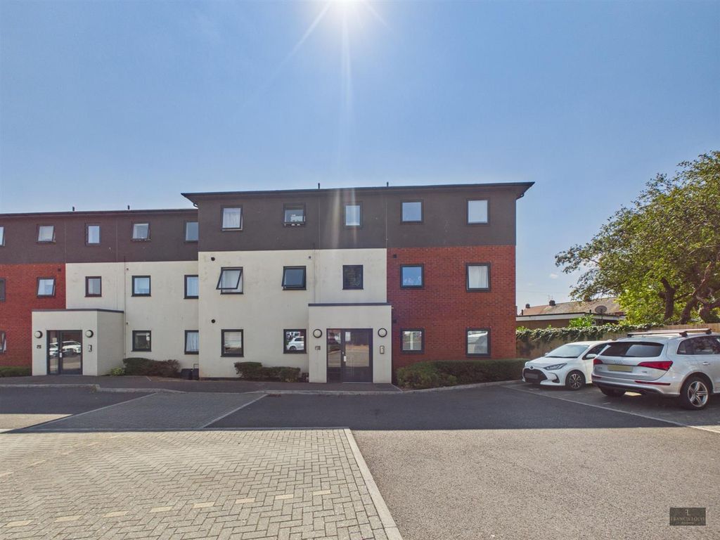 Property photo 1 of 9 Cam02887G0-Pr0712-Still016.Jpg