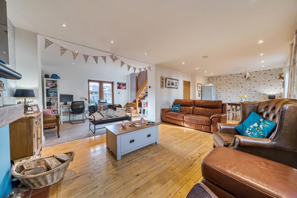 Property photo 2 of 21 Reception Room