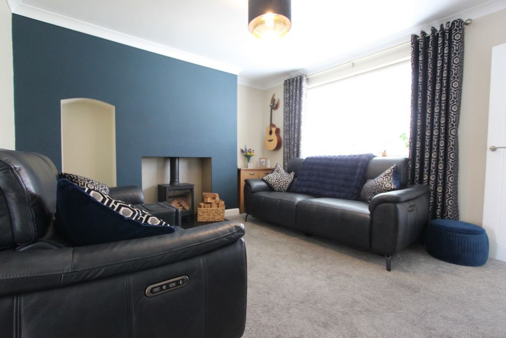 Property photo 3 of 18 Photo 8