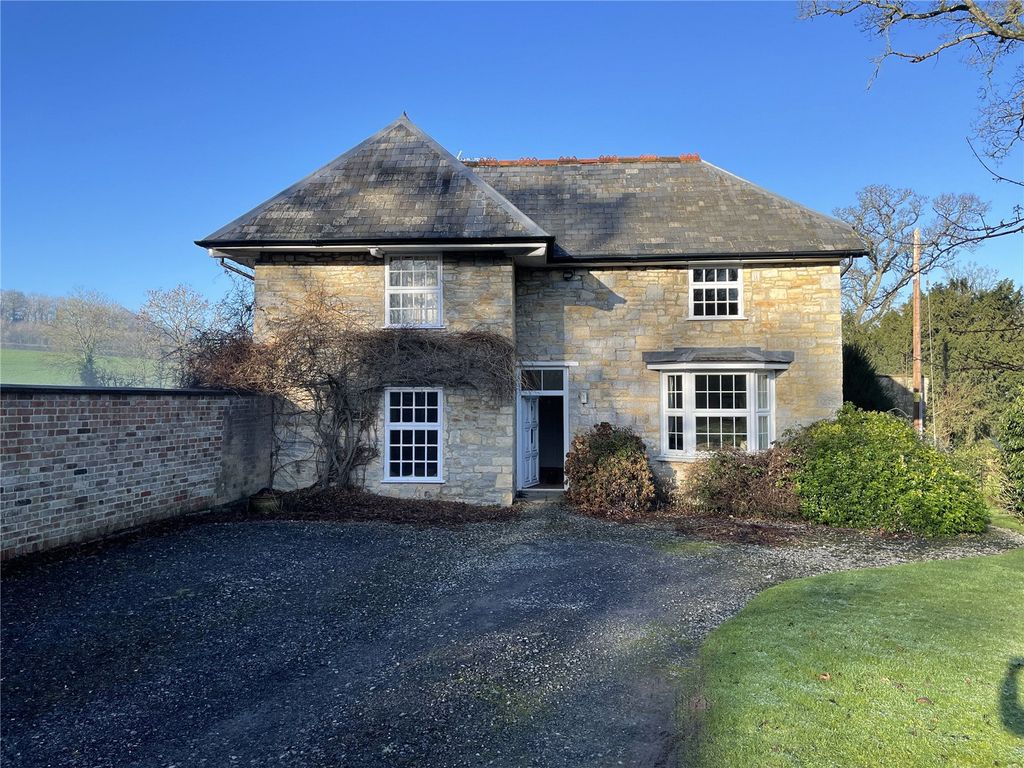 Property photo 1 of 14 Picture No. 01