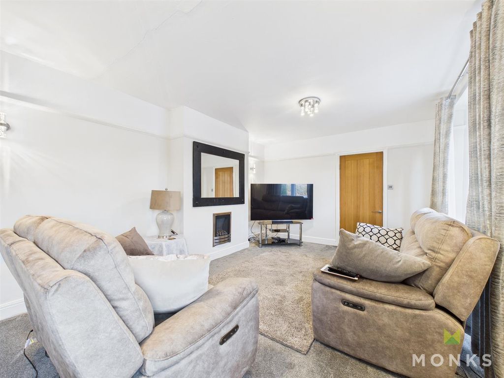 Property photo 2 of 25 Cam05160G0-Pr0050-Still001.Jpg