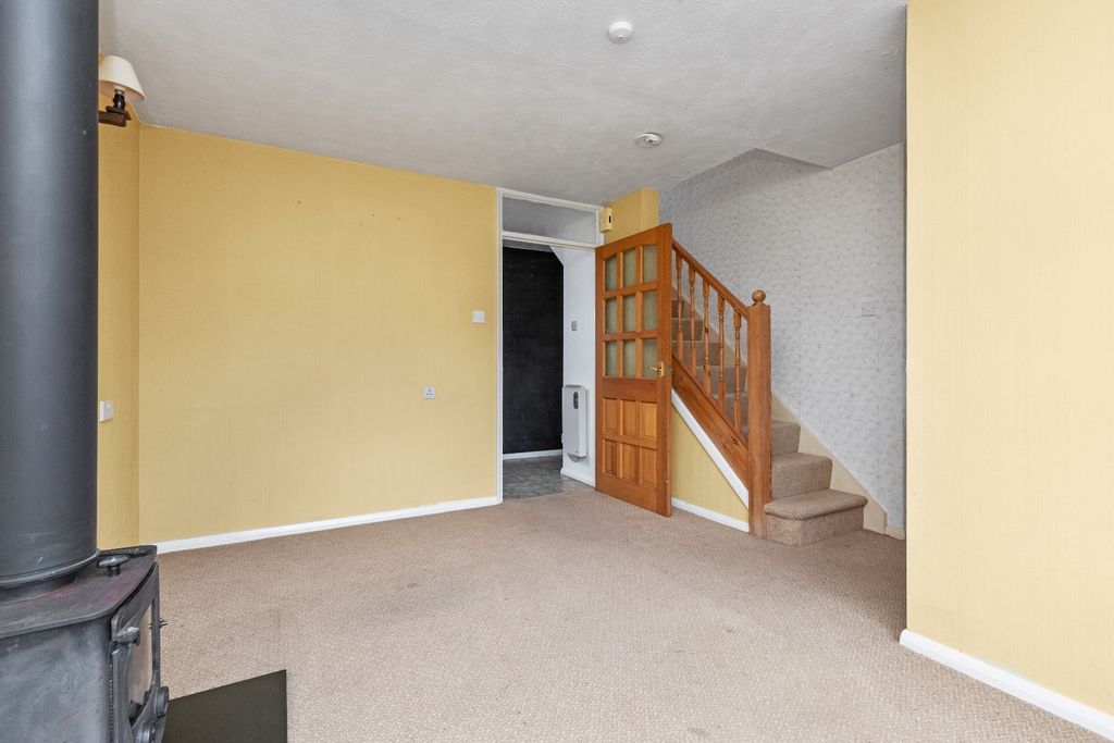 Property photo 3 of 15 3860356