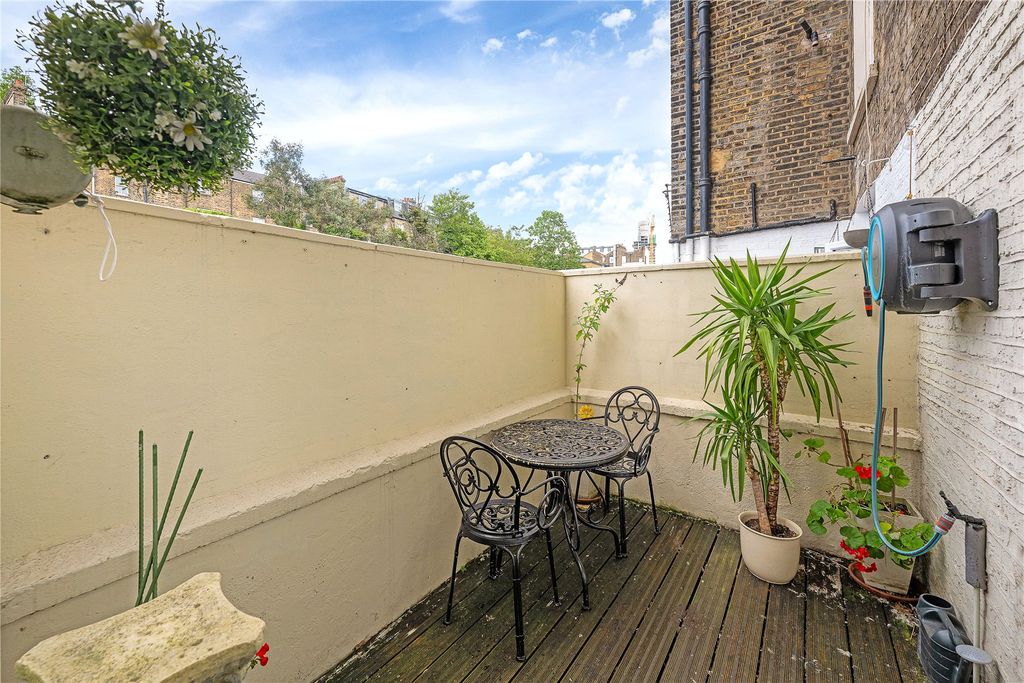 Property photo 3 of 12 Picture No. 03