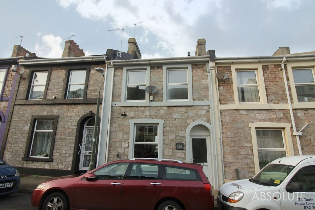 Property photo 3 of 10