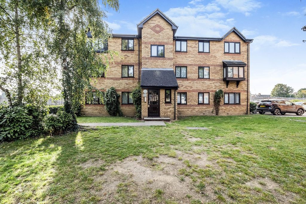 Property photo 1 of 13