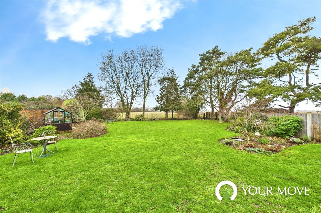 Property photo 2 of 21 Picture No. 24